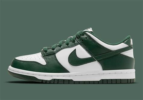 spartan green Nike dunks low